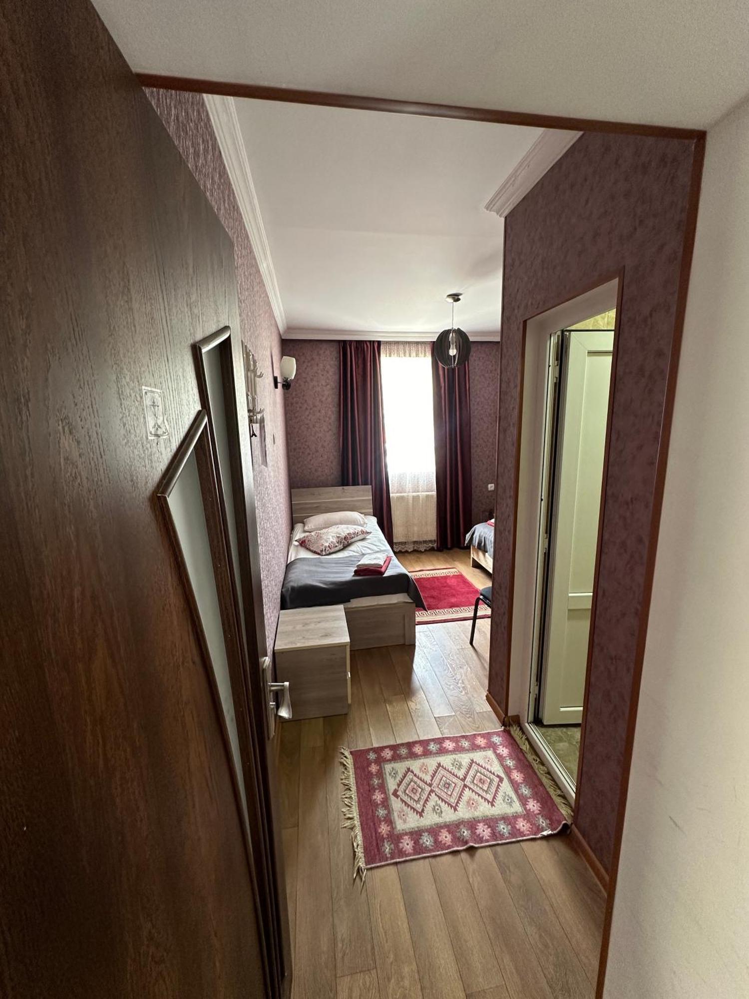 Guest House Chavchavadze N23 คัซเบกี ภายนอก รูปภาพ