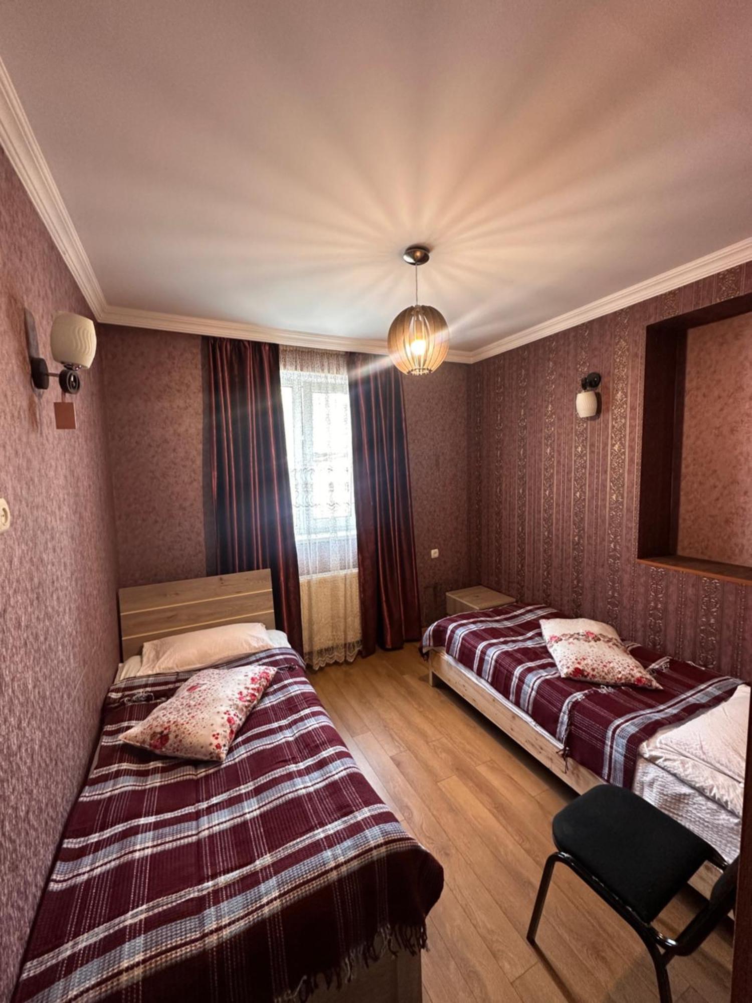 Guest House Chavchavadze N23 คัซเบกี ภายนอก รูปภาพ